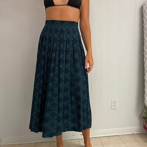 Herman Geist vintage pleated midi skirt - Picture 2 of 3